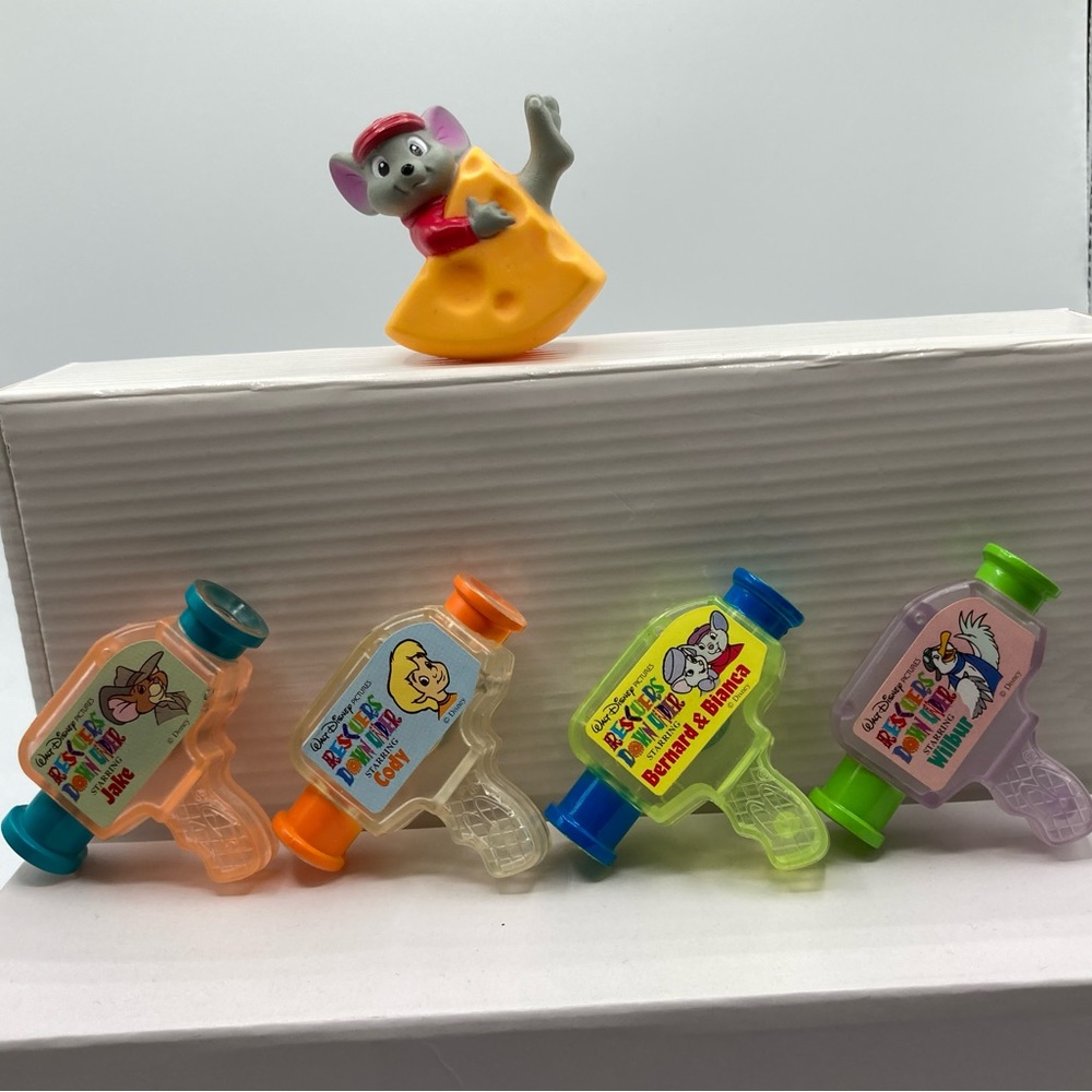 Vintage McDonald’s 1989 Disney’s Rescuers Down Under. Set of 4 plus under 3.
